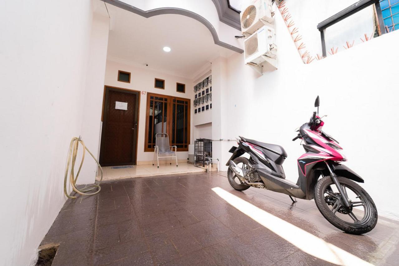 ג'קרטה Koolkost Syariah @ Kebon Kacang III Street מראה חיצוני תמונה